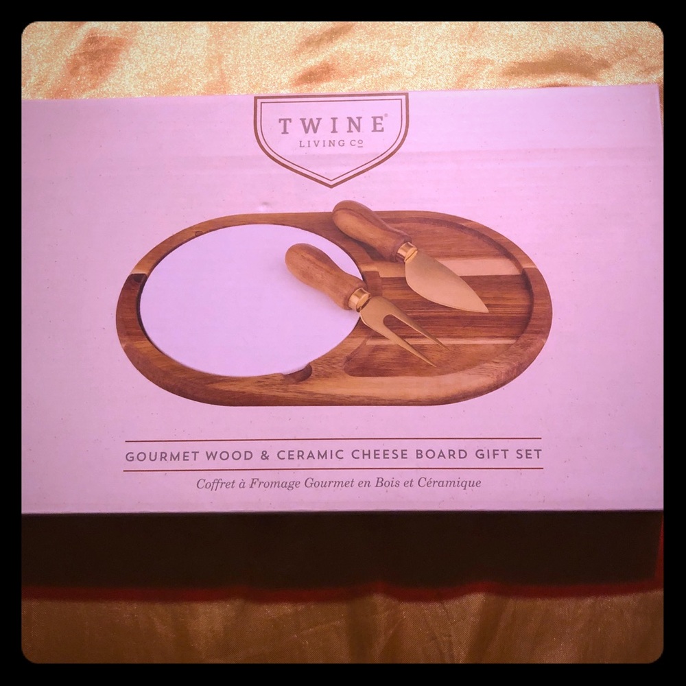 Gift set ceramic & wood cheese board